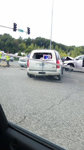 Auto Body Shop «Meramec Heights Collision Center», reviews and photos, 645 Carriage Dr, Arnold, MO 63010, USA