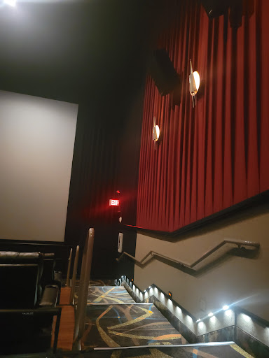 Movie Theater «Regal Cinemas Sunset Station 13 & IMAX», reviews and photos, 1301 W Sunset Rd, Henderson, NV 89014, USA