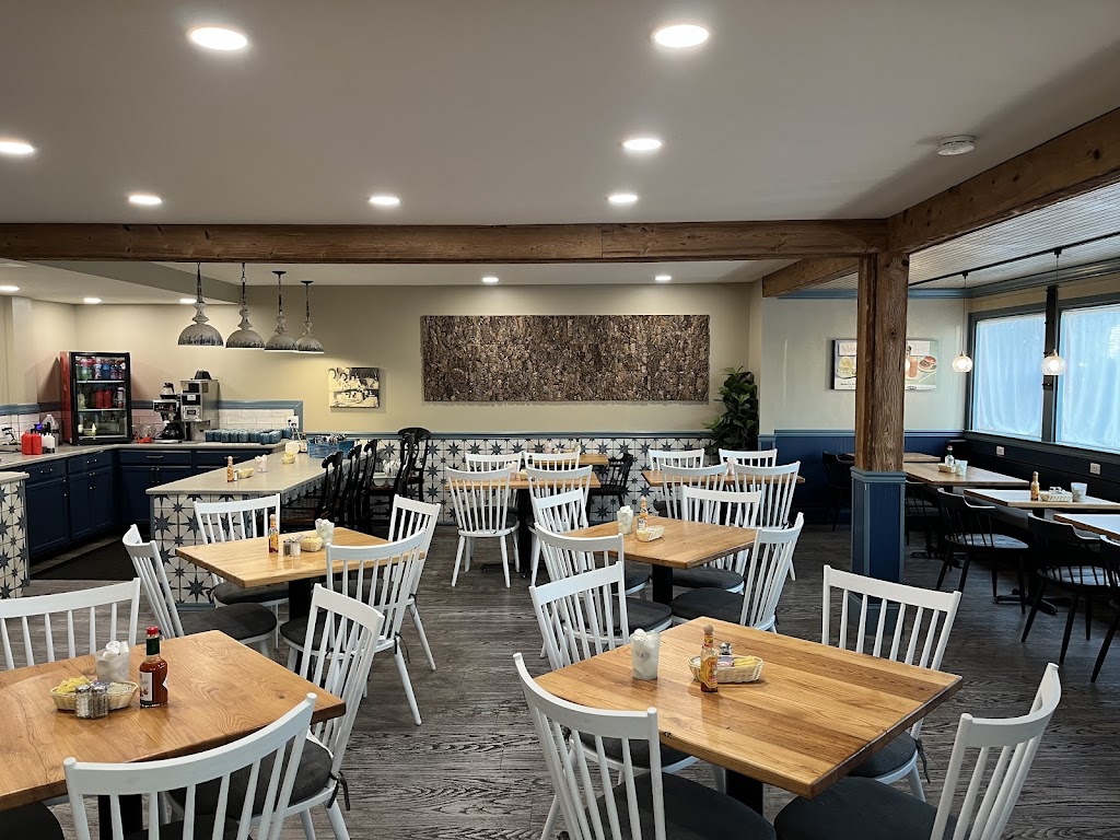 Jake's On Main 17538