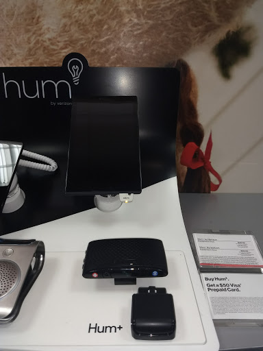 Cell Phone Store «Verizon», reviews and photos, 365 Gorham Rd, South Portland, ME 04106, USA