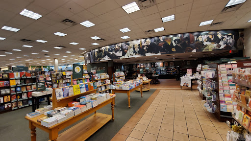 Book Store «Barnes & Noble», reviews and photos, 5601 Brodie Ln #300, Austin, TX 78745, USA