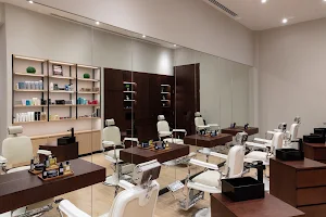 1847 Grooming for Men Nakheel Mall The Palm image