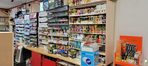 Convenience Store «Convenient Food Mart», reviews and photos, 27112 Detroit Ave, Cleveland, OH 44145, USA