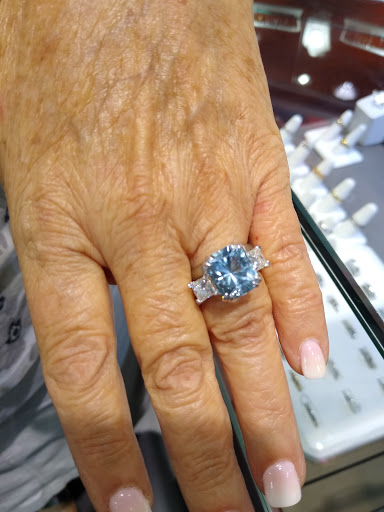 Jewelry Store «Sziro Jewelry Designs Inc», reviews and photos, 2762 N University Dr, Coral Springs, FL 33065, USA