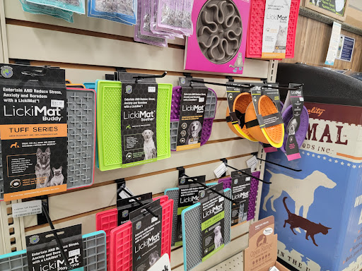 Pet Supply Store «Salem Pet Supply», reviews and photos, 3185 Market St NE, Salem, OR 97301, USA