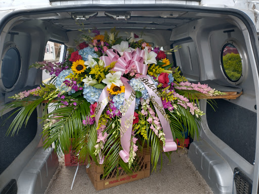 Florist «Tappan Zee Florist», reviews and photos, 176 Main St, Nyack, NY 10960, USA