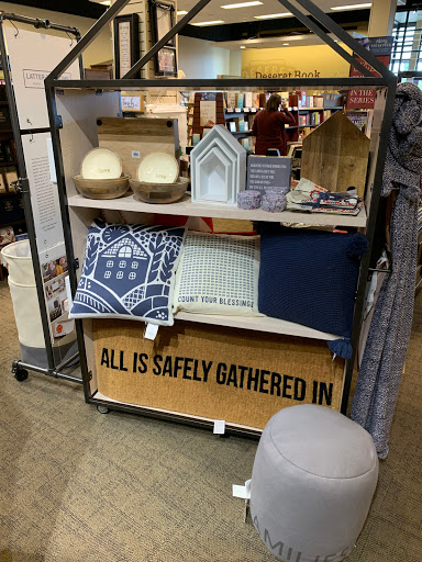 Religious Goods Store «Deseret Book», reviews and photos, 107 E 12300 S, Draper, UT 84020, USA