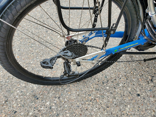 Bicycle Store «American Cycle & Fitness - The Trek Bicycle Stores of Michigan», reviews and photos, 39900 W 14 Mile Rd, Walled Lake, MI 48390, USA