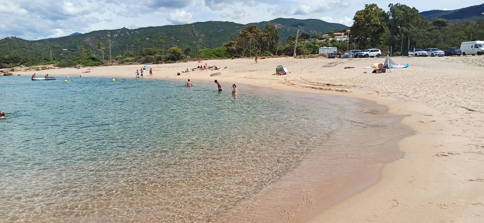 Verghia Plajı'in fotoğrafı çok temiz temizlik seviyesi ile