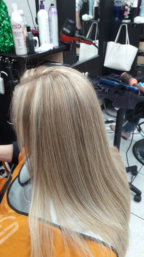 Beauty Salon «Michaels Beauty Salon», reviews and photos, 3110 W 76th St, Hialeah, FL 33018, USA