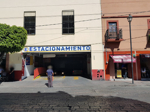 Garage de estacionamiento Santiago de Querétaro