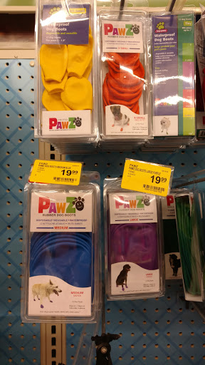 Pet Supply Store «PetSmart», reviews and photos, 10164 Colerain Ave, Cincinnati, OH 45251, USA