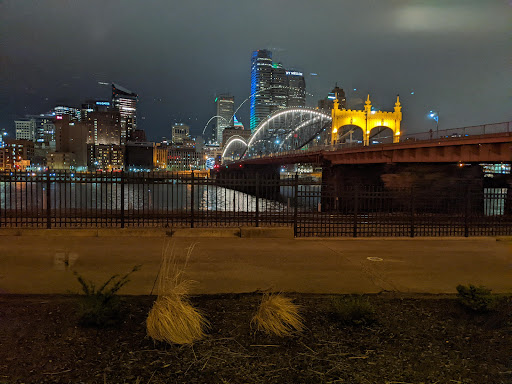 Shopping Mall «Station Square», reviews and photos, 125 W Station Square Dr, Pittsburgh, PA 15219, USA