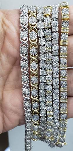 Jewelry Store «Unclaimed Diamonds», reviews and photos, 113 S 8th St, Philadelphia, PA 19106, USA