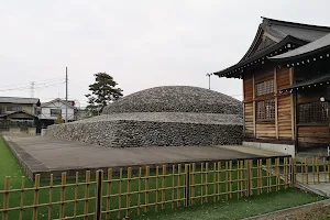 Tumulus Museum of Musashi Fuchu Kumano Jinja image