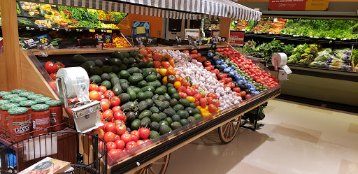 Grocery Store «Hannaford Supermarket», reviews and photos, 217 Dorset St, South Burlington, VT 05403, USA