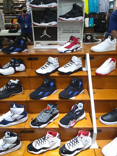 Shoe Store «Champs Sports», reviews and photos, 176 Bellevue Way NE, Bellevue, WA 98004, USA
