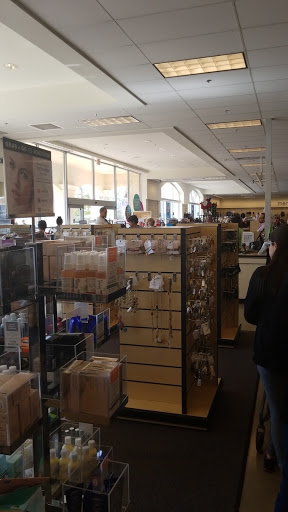 Department Store «Nordstrom Rack The Rim», reviews and photos, 5823 Worth Pkwy, San Antonio, TX 78257, USA