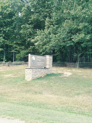 Monument «Meriwether Lewis Monument», reviews and photos, Old Natchez Trace, Hohenwald, TN 38462, USA