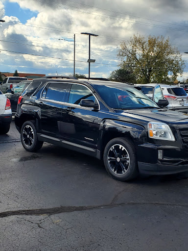 Car Dealer «Randy Wise Buick GMC», reviews and photos, 2530 Owen Rd, Fenton, MI 48430, USA