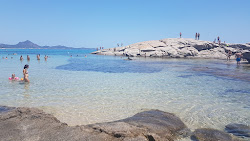 Santa Giusta Plajı'in fotoğrafı çok temiz temizlik seviyesi ile