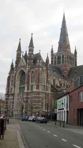 Beoordelingen van Basiliek van Onze-Lieve-Vrouw van Dadizele in Roeselare - Kerk
