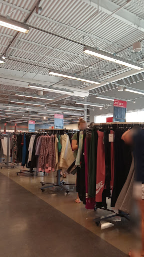 Clothing Store «Nike Factory Store», reviews and photos, 7105 Mills Civic Pkwy #140, West Des Moines, IA 50266, USA