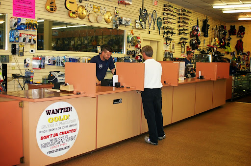 Pawn Shop «Peoples Pawn & Jewelry - Lauderdale Lakes», reviews and photos, 3260 N State Rd 7, Lauderdale Lakes, FL 33319, USA