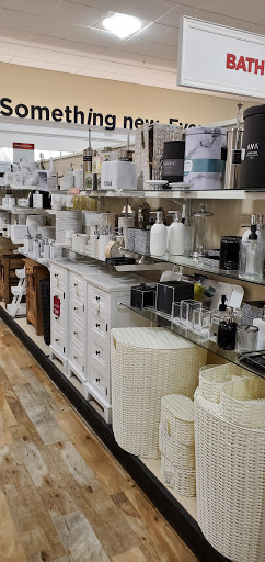 Home Goods Store «Home Goods», reviews and photos, 2304 Lake Andrew Dr, Melbourne, FL 32940, USA