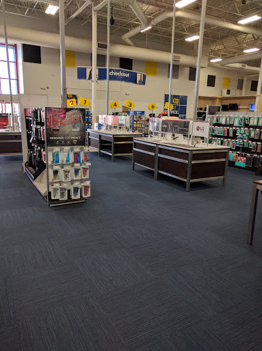 Electronics Store «Best Buy», reviews and photos, 445 Howe Ave, Cuyahoga Falls, OH 44221, USA