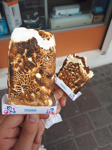 Scoops Heladería