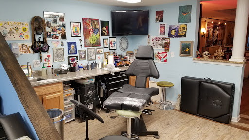 Tattoo Shop «Pinz and Needlez Tattoo», reviews and photos, 1711 Pulaski Hwy, Edgewood, MD 21040, USA