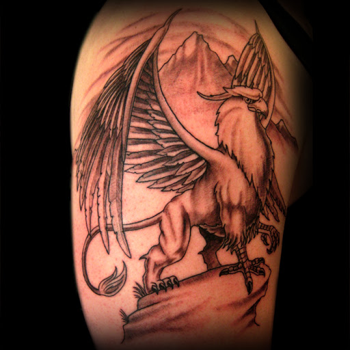 Tattoo Shop «Bell & Iron Tattoo», reviews and photos, 3512 Grand Ave, Oakland, CA 94610, USA