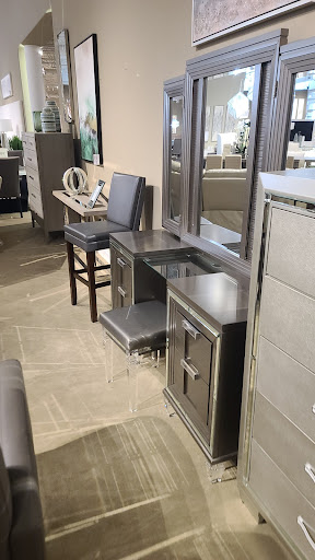 Furniture Store «City Furniture Boca Raton», reviews and photos, 3350 Airport Rd, Boca Raton, FL 33431, USA