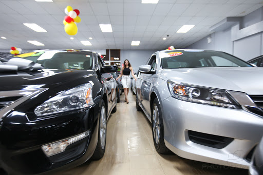 Used Car Dealer «Showroom Auto», reviews and photos, 42-08 35th Ave, Long Island City, NY 11101, USA