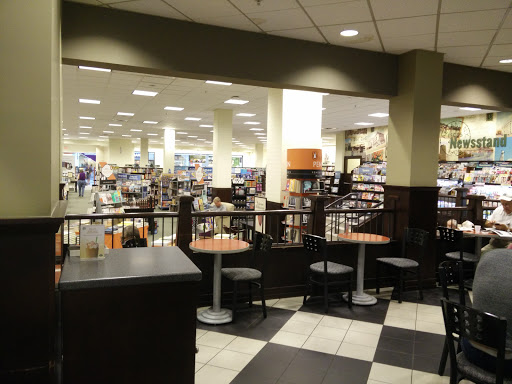 Book Store «Barnes & Noble», reviews and photos, 131 Colonie Center #355, Albany, NY 12205, USA