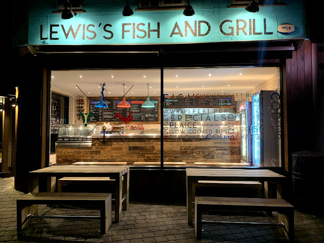 Comments and reviews of Lewis’s Fish & Grill