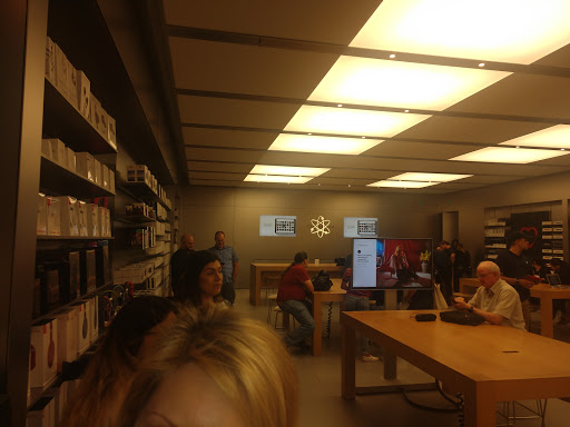 Computer Store «Apple Vintage Faire», reviews and photos, 3401 Dale Rd, Modesto, CA 95356, USA