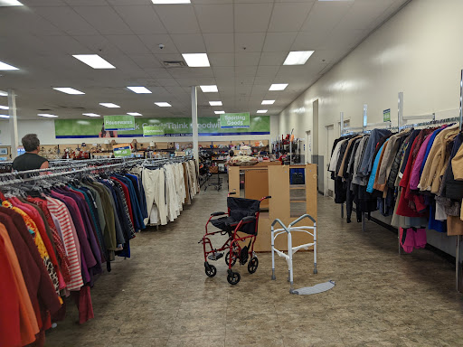 Thrift Store «Goodwill Store & Donation Center», reviews and photos, 28901 S Western Ave, Rancho Palos Verdes, CA 90275, USA