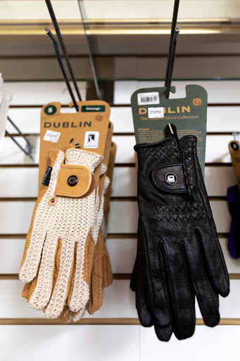 Tack Shop «The Surrey Saddlery», reviews and photos, 14120 Darnestown Rd, Darnestown, MD 20874, USA
