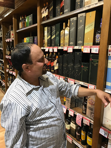 Liquor Store «Sussex County Discount Wine & Liquor», reviews and photos, NJ-94, Hamburg, NJ 07419, USA