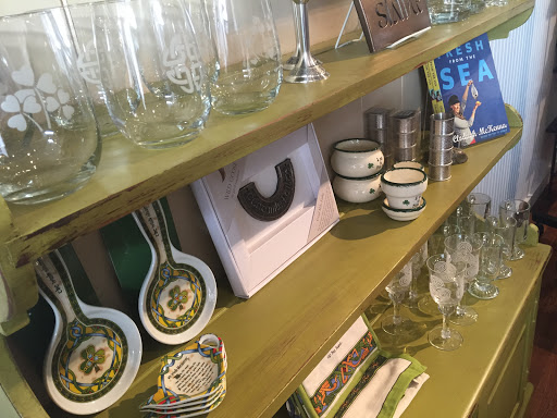 Irish Goods Store «Lucky Ewe Irish Goods», reviews and photos, 2371 Whitney Ave, Hamden, CT 06518, USA