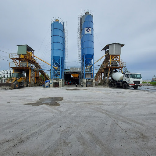Trạm trộn bê tông Quê Hương