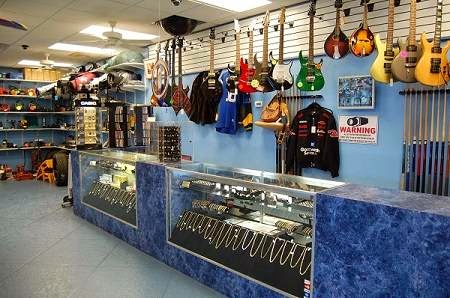 Pawn Shop «Beachside Pawn & Jewelry», reviews and photos, 800 E Eau Gallie Blvd, Melbourne, FL 32937, USA