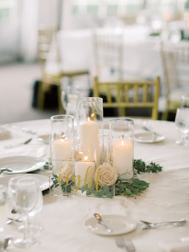 Florist «Carousel Flowers by Shamrock Garden Florist», reviews and photos, 527 S York St, Elmhurst, IL 60126, USA