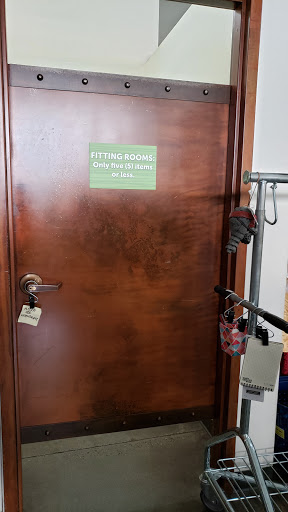 Thrift Store «Goodwill South Lake Union», reviews and photos, 411 Westlake Ave N, Seattle, WA 98109, USA