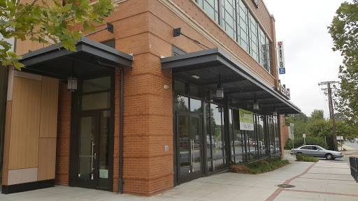 Unleashed by Petco, 3704 East-West Hwy #130, Hyattsville, MD 20781, USA, 