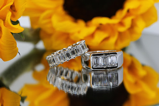 Jewelry Store «Markham Fine Jewelers», reviews and photos, 8355 Gaylord Pkwy, Frisco, TX 75034, USA