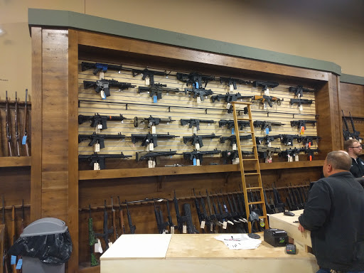 Gun Shop «Huron Valley Guns», reviews and photos, 143 S Milford Rd, Milford, MI 48381, USA