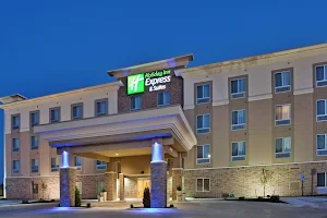 Holiday Inn Express & Suites Topeka North, an IHG Hotel image